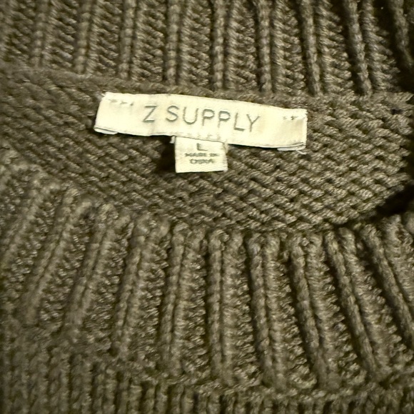 sweater - Picture 2 of 3